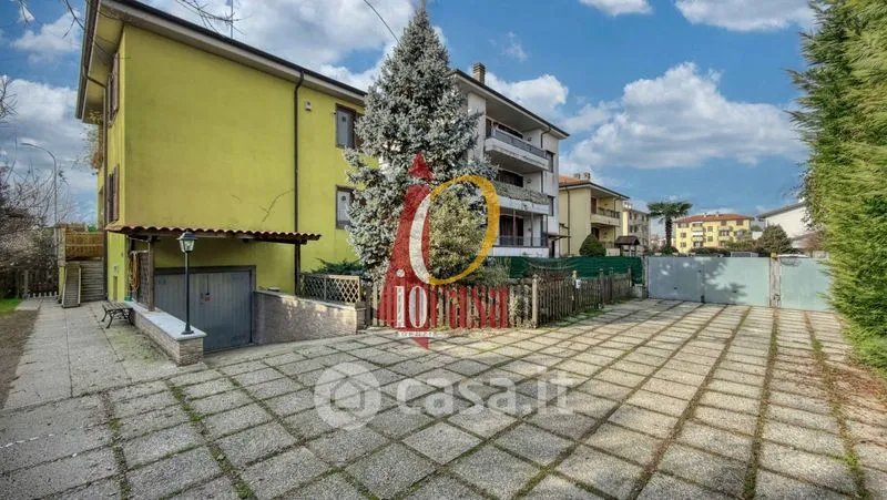 Giardino - Three-Level Villa with Garden in Torrevecchia Pia