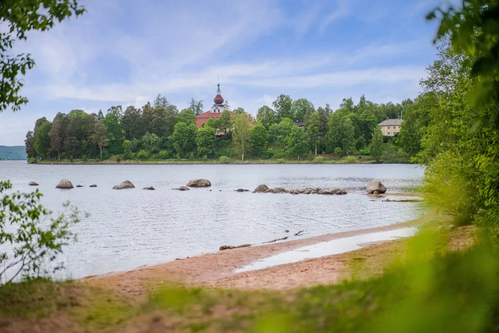 Timmer Villa in Dalarna with Balcony