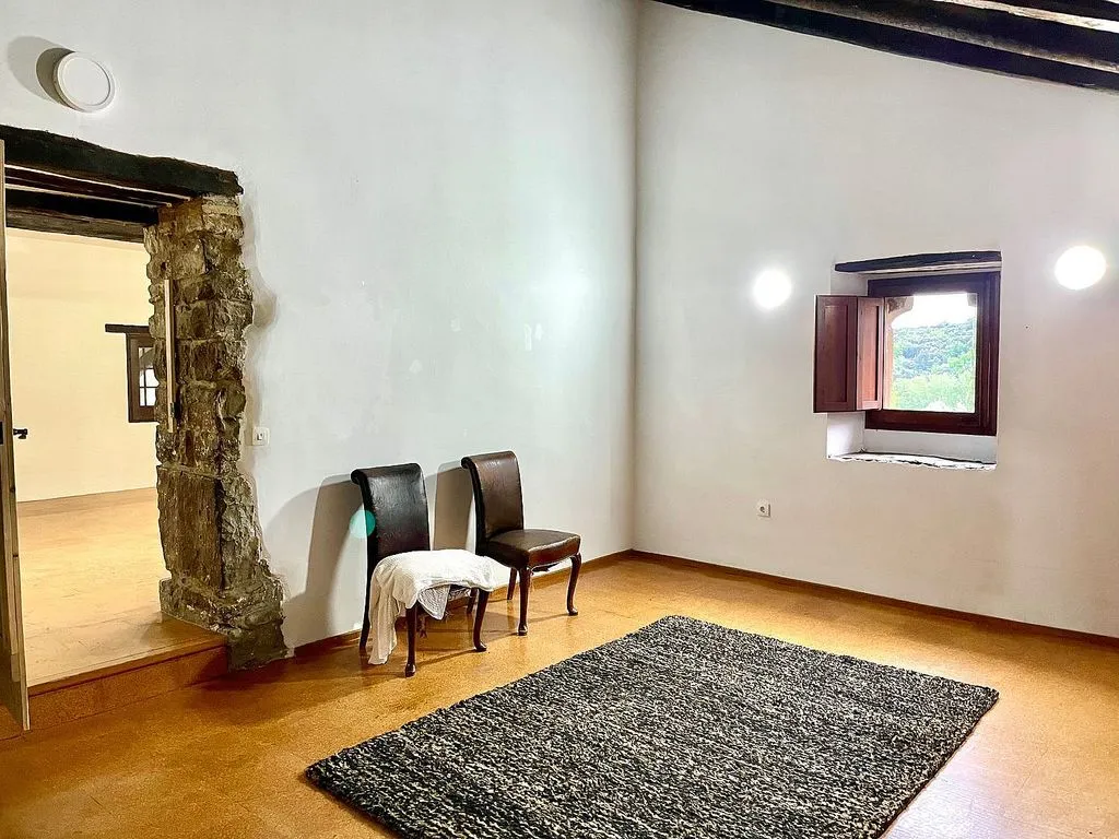 Pièces - Rustic Chalet with Pool in Canet d'Adri