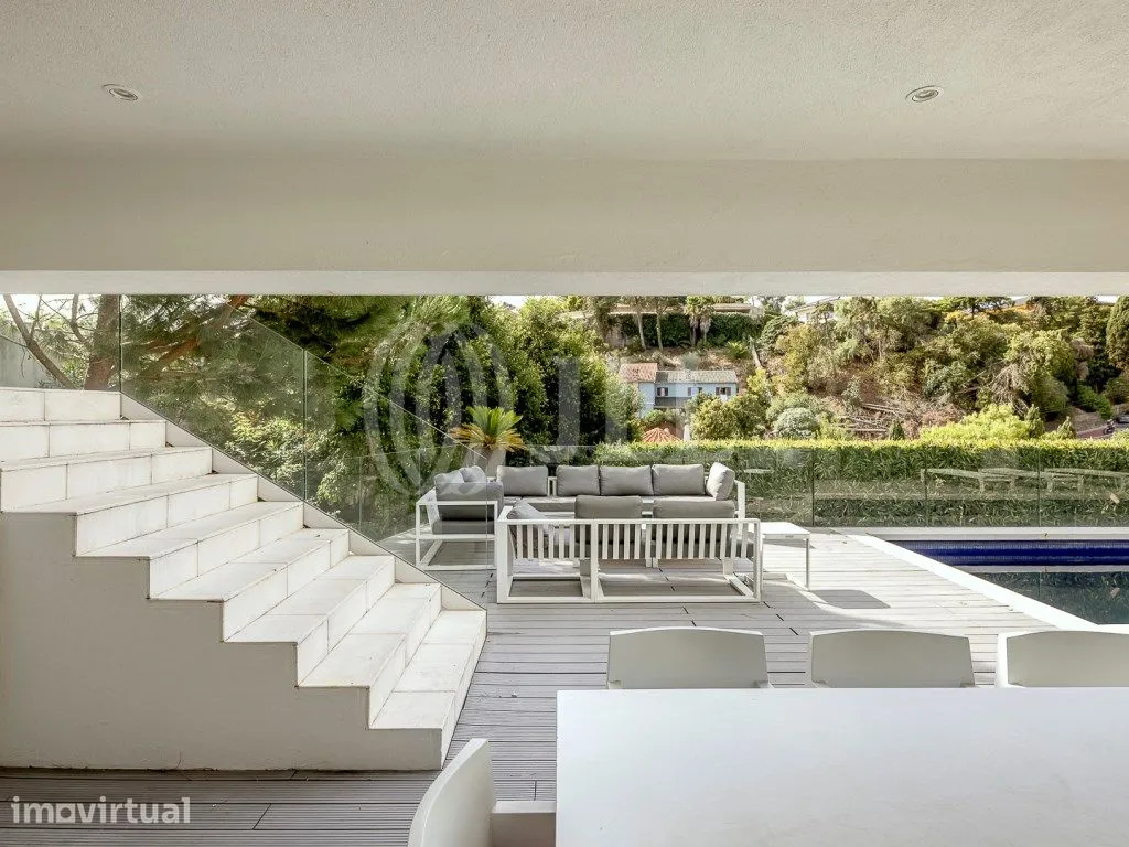 Piscine - Contemporary Villa with Pool in Estoril, Cascais