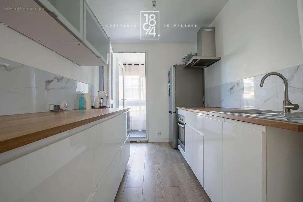 Cuisine - Appartement T4 avec Loggias à Marseille 11ème