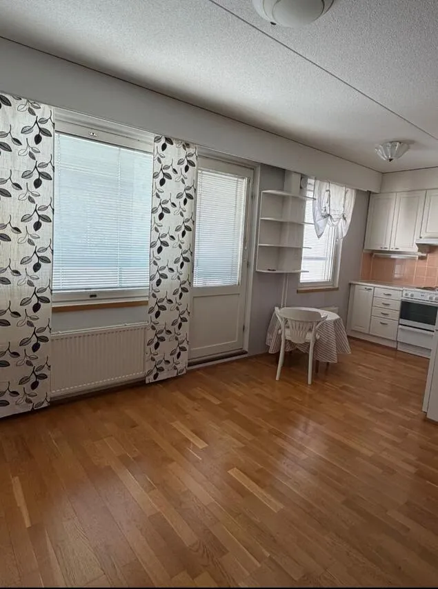 Cuisine - Apartment with Balcony in Pori Centre