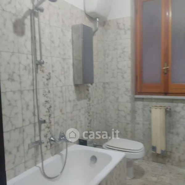 Vannitoad - Apartment with Balcony and Garden in Grassano