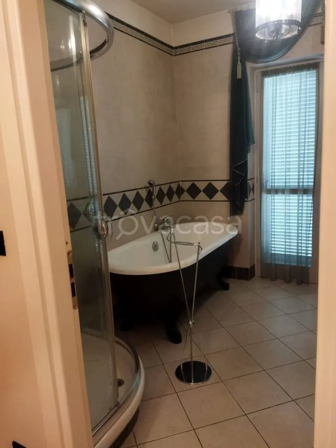Salles de bain - Historic Apartment with Balcony in Bra