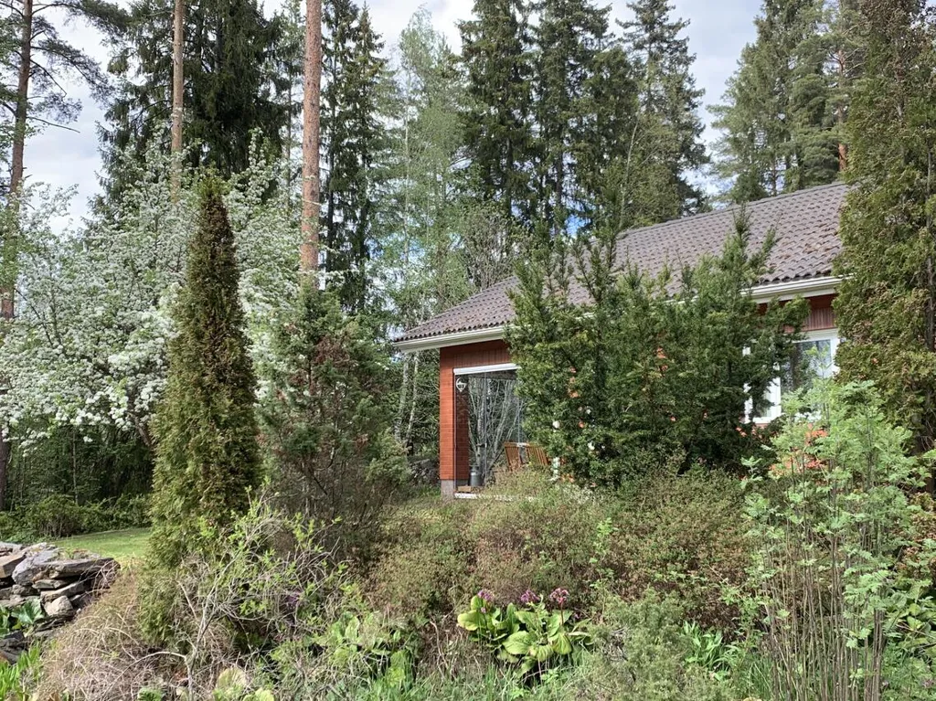 Aed - Architectural Brick House with Sauna in Näsijärvi