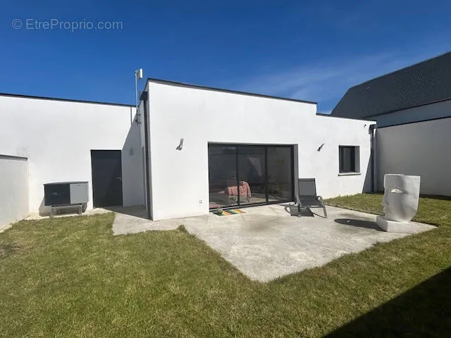Aed - Contemporary Ground Floor House in Pommeret