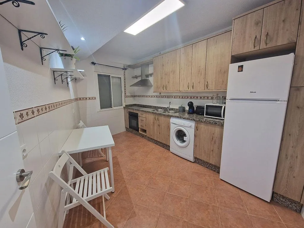 Köök - Equipped Flat with Patio in Blanco Belmonte