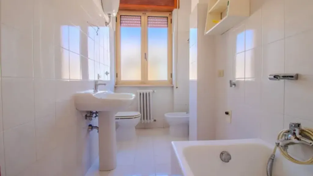 Vannitoad - Apartment with Double Exposure in Lucera