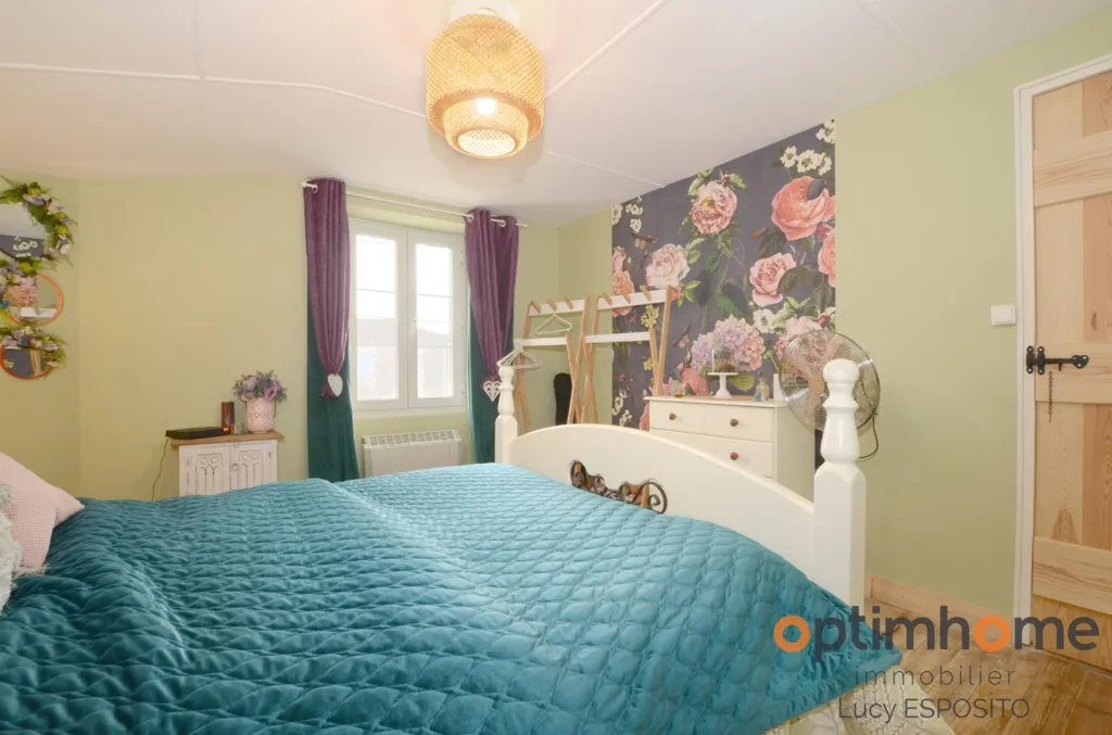Chambres - Maison de Village Rénovée à Nieuil, Charente