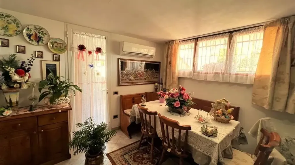 Söögituba - Terraced Villa with Garden in Cecina
