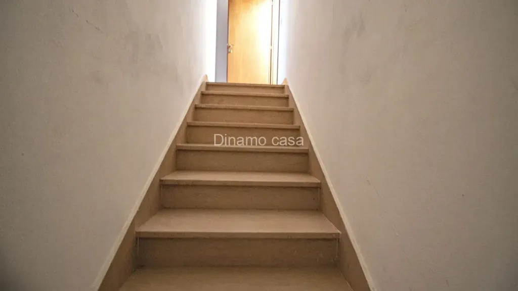 Pièces - Apartment with Industrial Warehouse in Carmignano