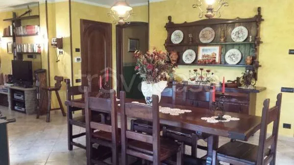 Söögituba - Rustic Villa with Dual Ingress in Poggi San Siro