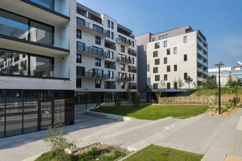 3 magamistoaga korter asukohas Schaarbeek