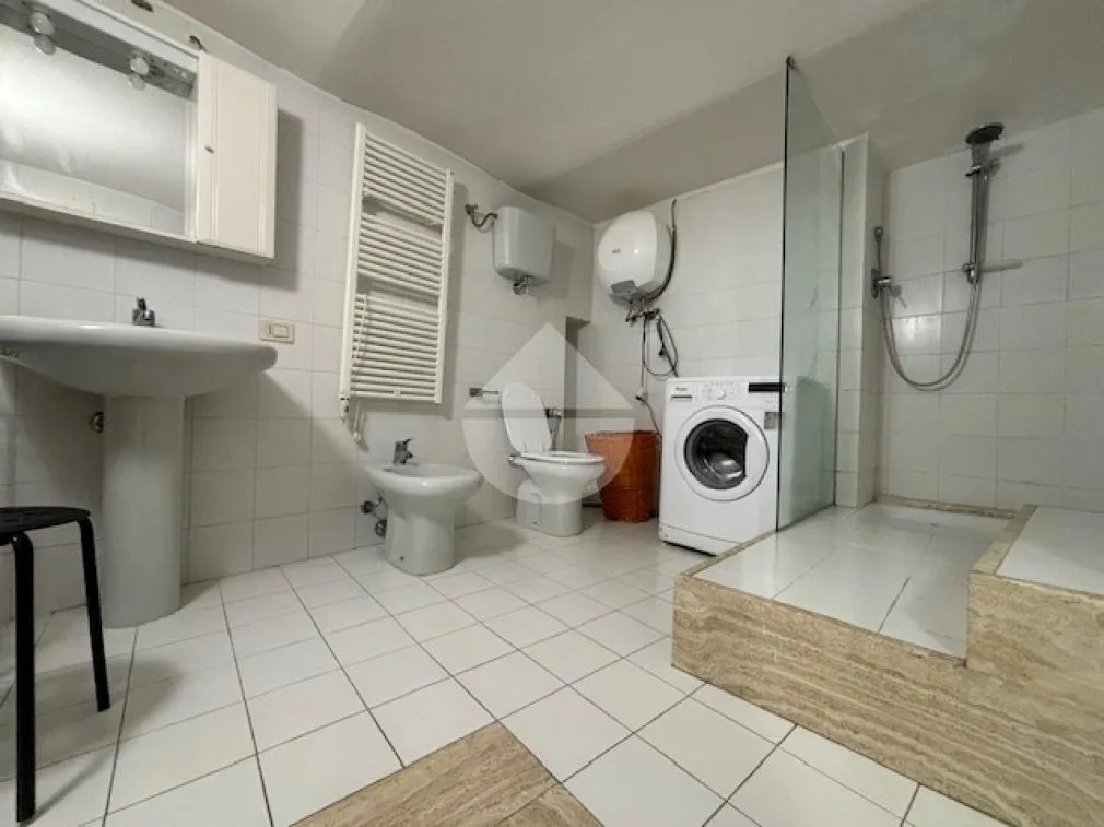 Bagni - Central Perugia Studio with Balcony