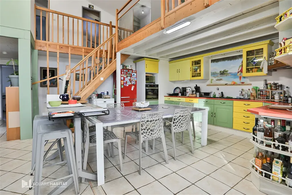 Maison 8 pièces à Le Champ Saint Pere
