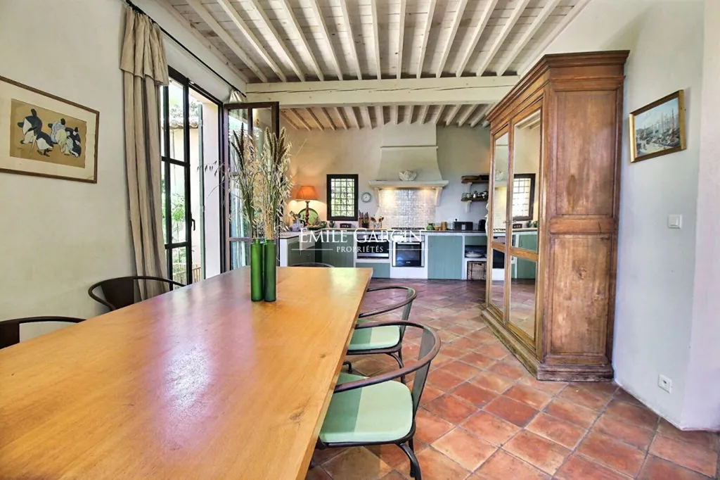 Söögituba - Provençal Bastide with Pool near Aix-en-Provence