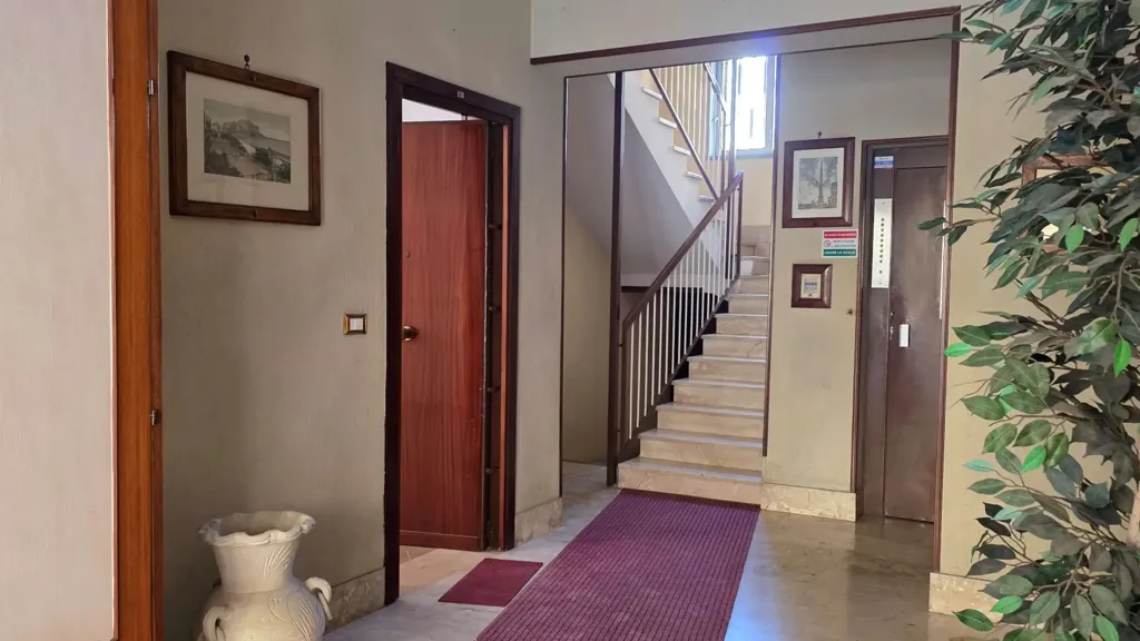 Esik - Rented Apartment with Terrace in Palermo