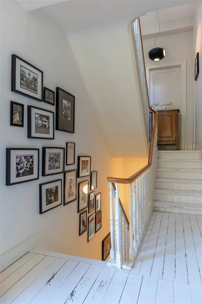 Pièces - Maison de maître avec charme authentique à Uccle