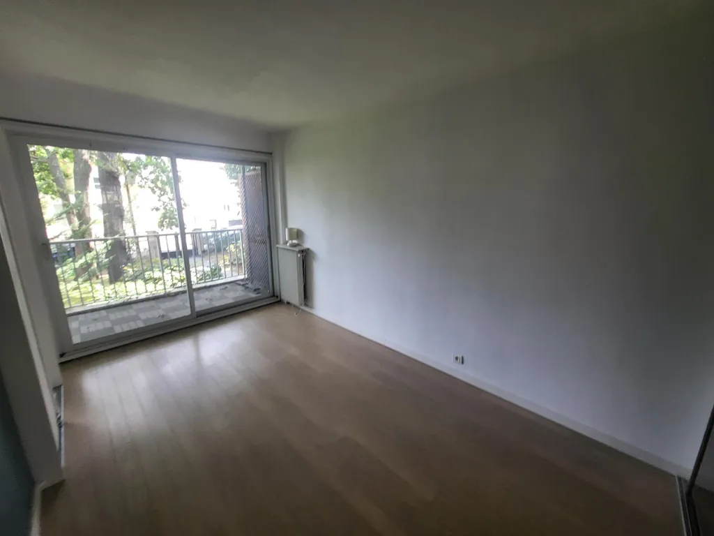 Stanze - 4-Piece Flat with Park View in Nogent-sur-Marne