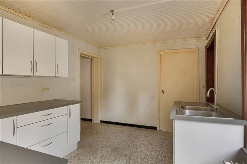 Köök - Farmhouse to Renovate with Garden in Gilmont