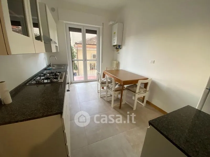 Köök - Armed Triplex with Balcony in Pescara Centre