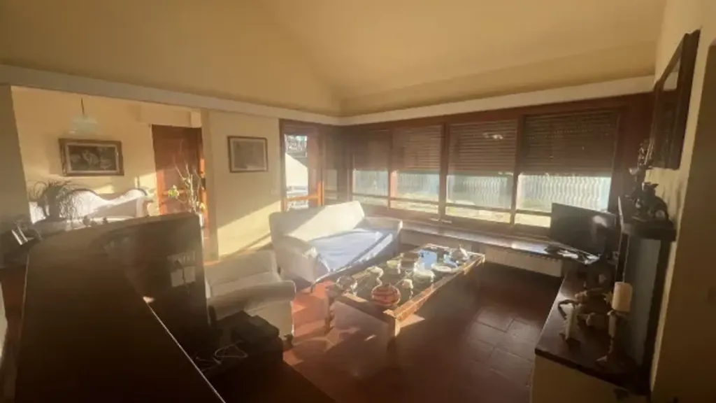 Maison 6 pièces à IT