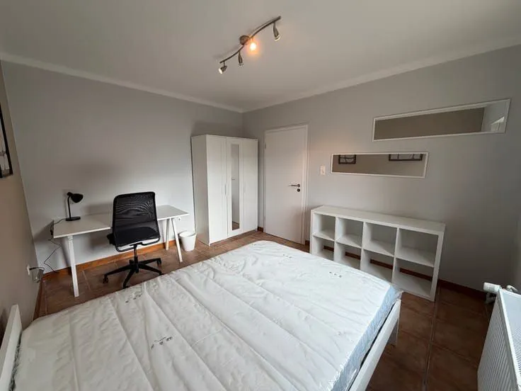 Chambres - Chambres en Colocation avec Terrasse à Halanzy