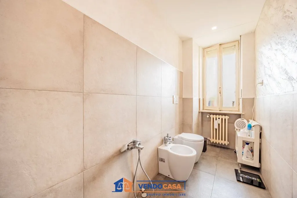 Salles de bain - Central Rented Flat with Mountain View in Cuneo
