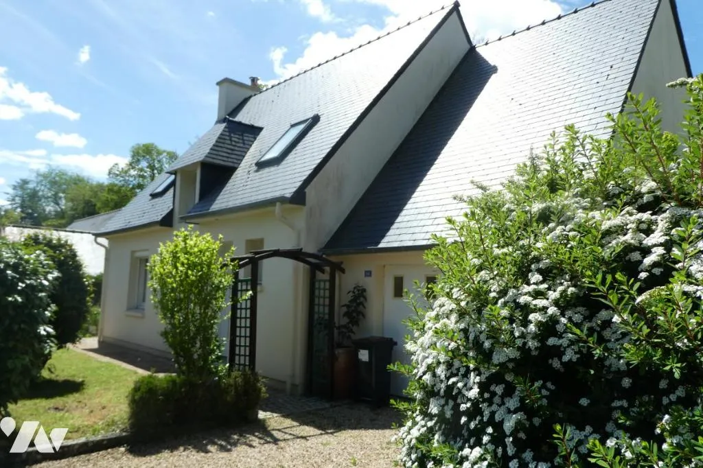 Esterno - House with West-Facing Terrace near Morlaix