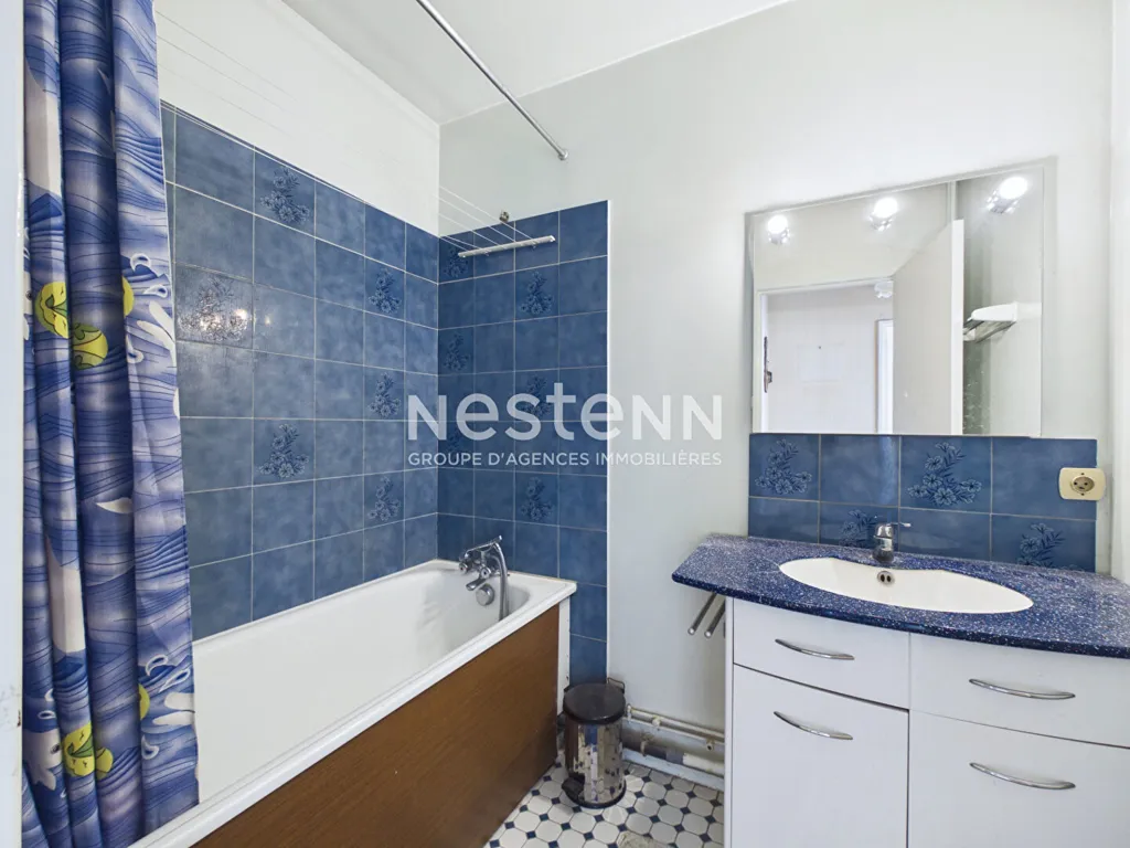 Salles de bain - Appartement avec vue canal à Paris 19e