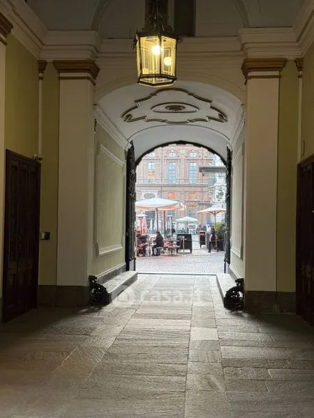 Entrée - Charming Triplex in Historic Building, Turin