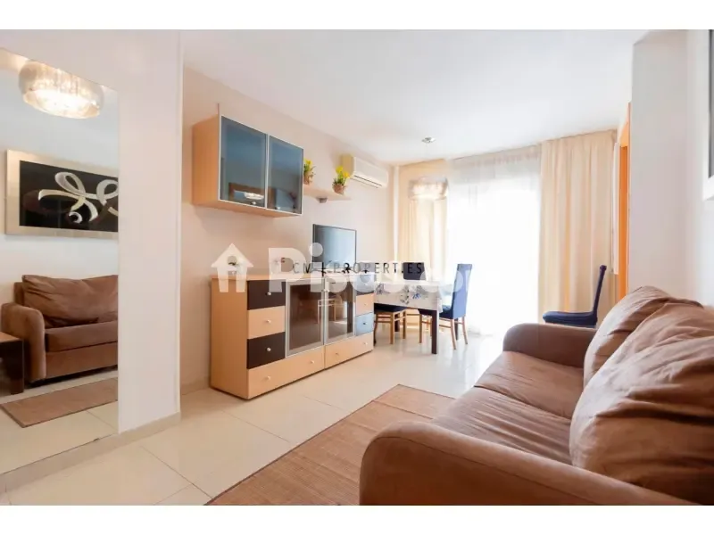 Séjour - Seafront Apartment with Balcony in Marina D'or