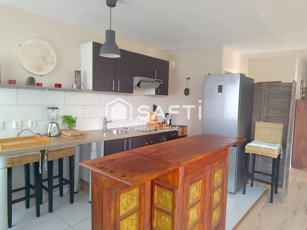 Kitchen - Bright Family Flat with Terrace in Andrésy