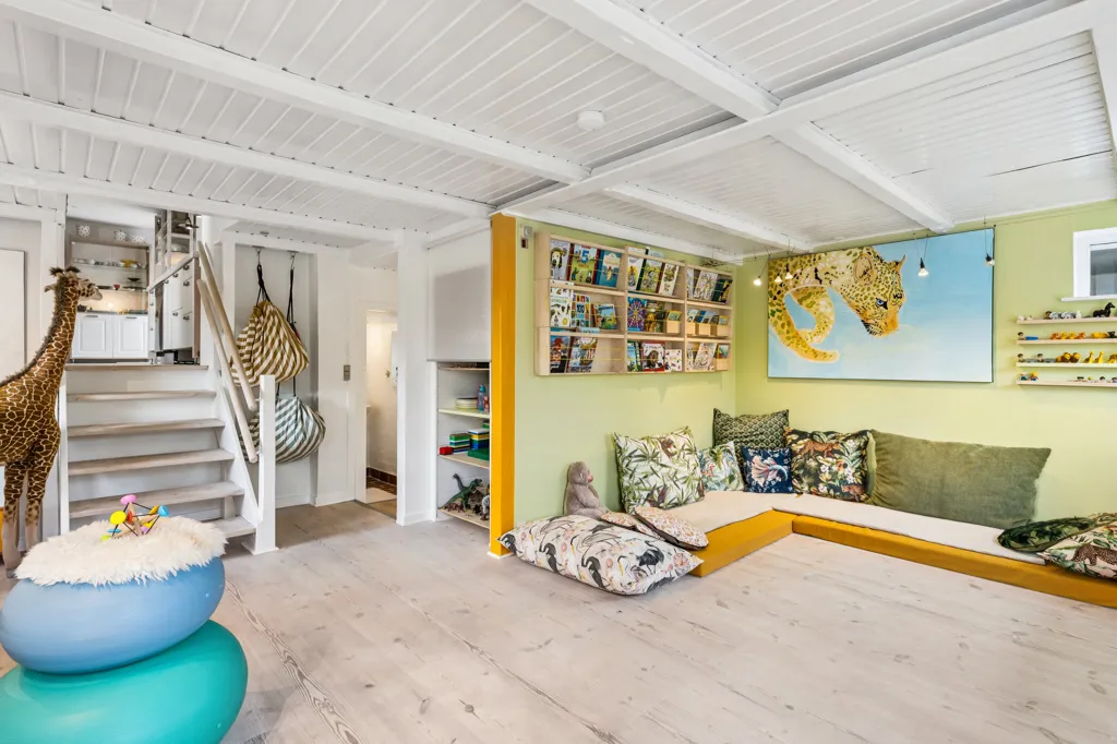 leisure_room