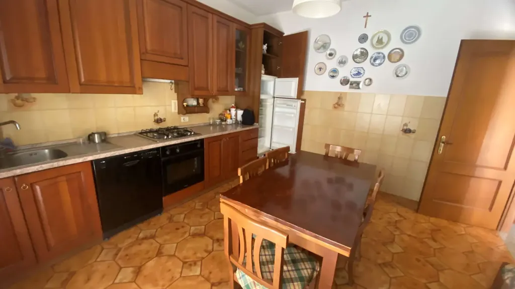 Cuisine - Terraced Villa with Garden in Carpi