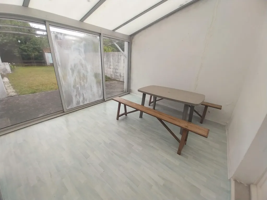 Terrasse - Maison de Bourg avec Jardin à Sallertaine