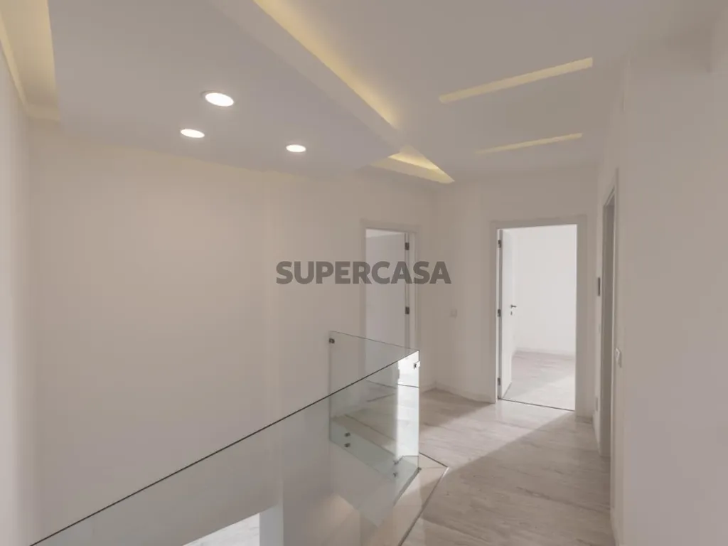 Pièces - Contemporary Villa with Pool in Quinta dos Fóios