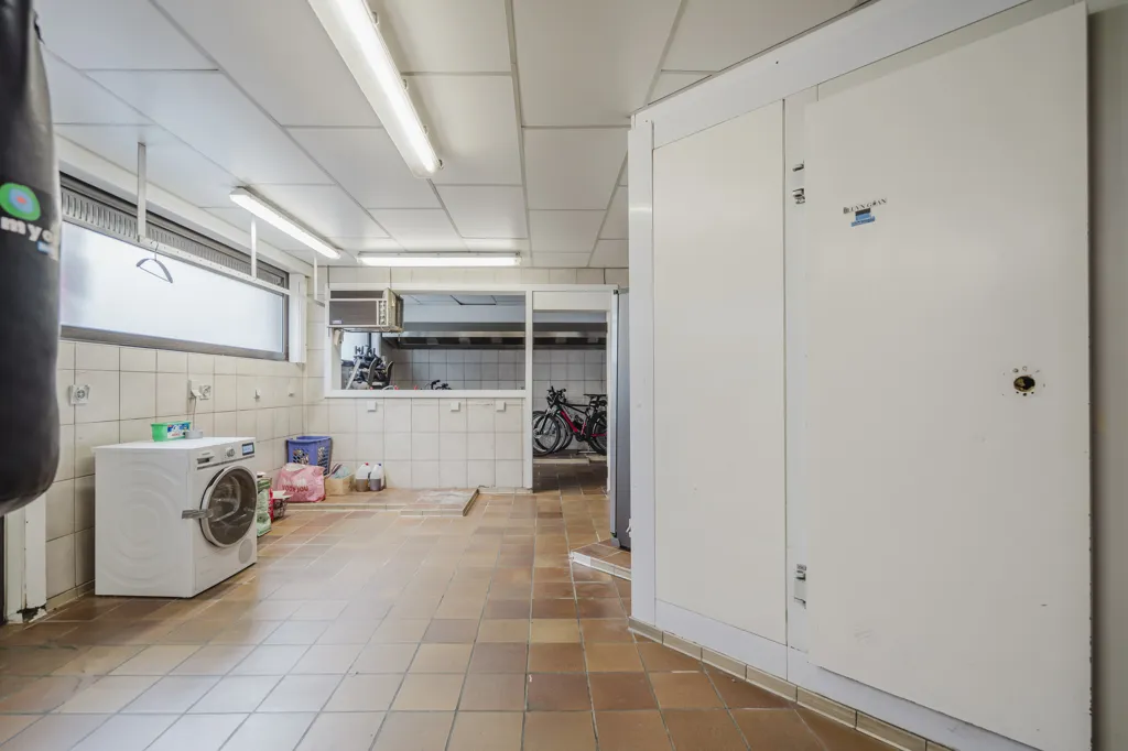 Utility Room - Commercial Property with Residential Unit in Wervik