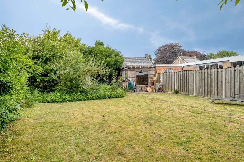 Giardino - Monumental House with Garden in Heerle