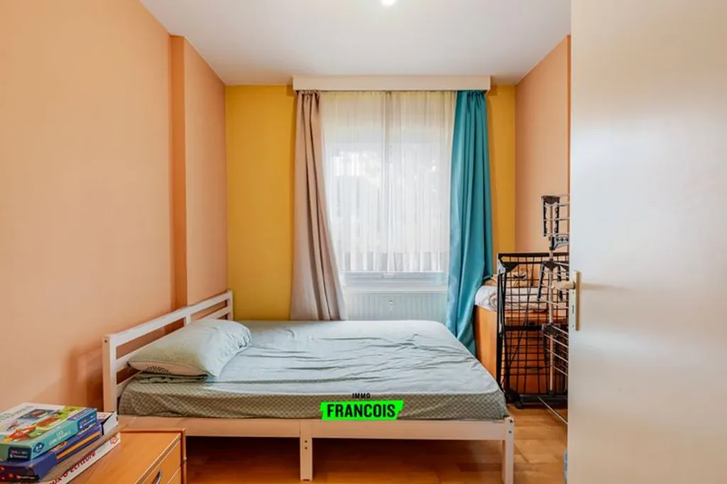 Magamistoad - Bright Apartment with Balcony in Ganshoren