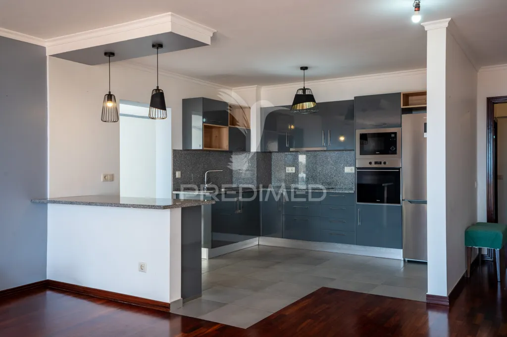 Cuisine - T2 Apartment with Balcony and BBQ in Caniço