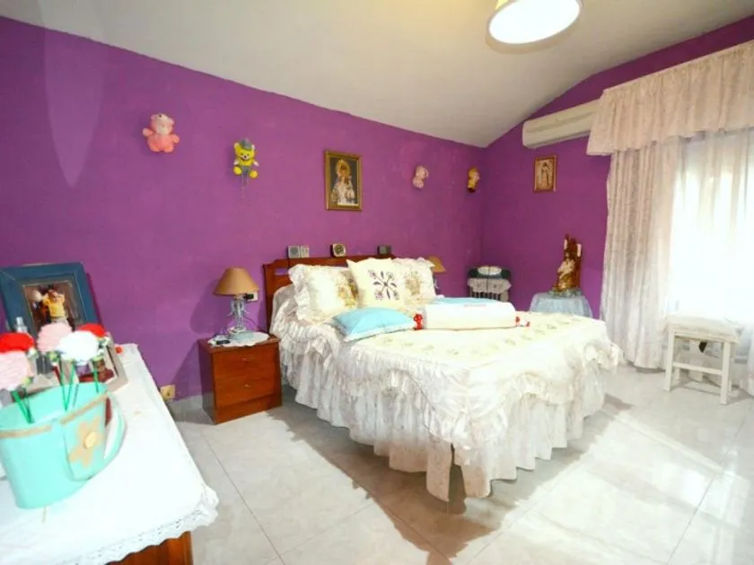 Chambres - Traditional Chalet with Historic Charm in Cáceres