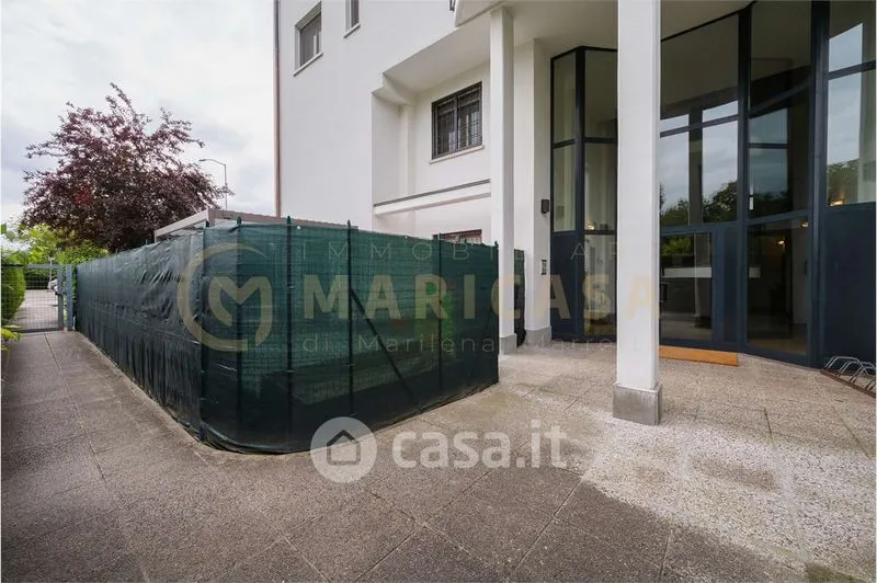 Extérieur - Apartment with Balcony in Modena