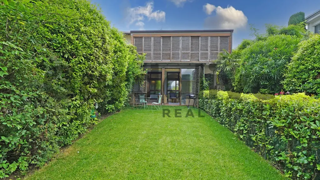 Aed - Lakefront Bilocale with Garden in Sirmione
