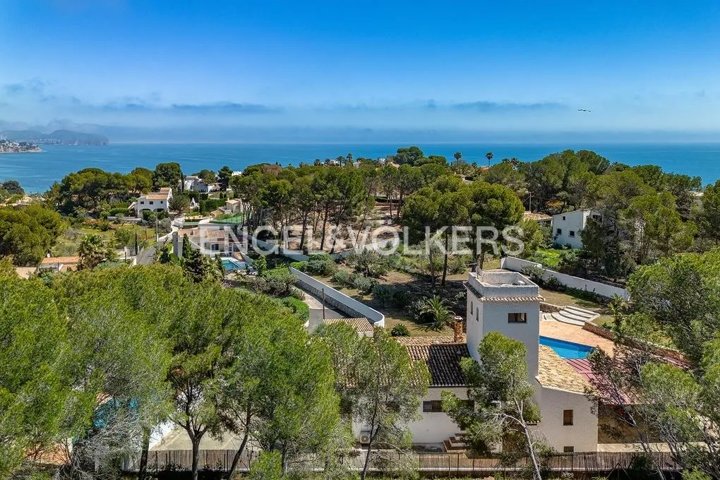 Aed - Mediterranean Villa with Tower in Benissa