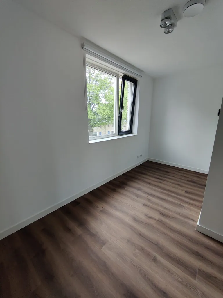 Stanze - Modern Family House with Solar Panels in Eindhoven
