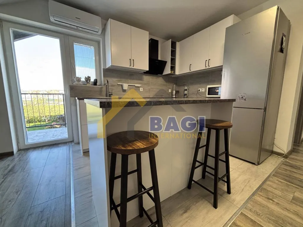 Cuisine - Modern Flat with Balconies in Sesvete, Zagreb
