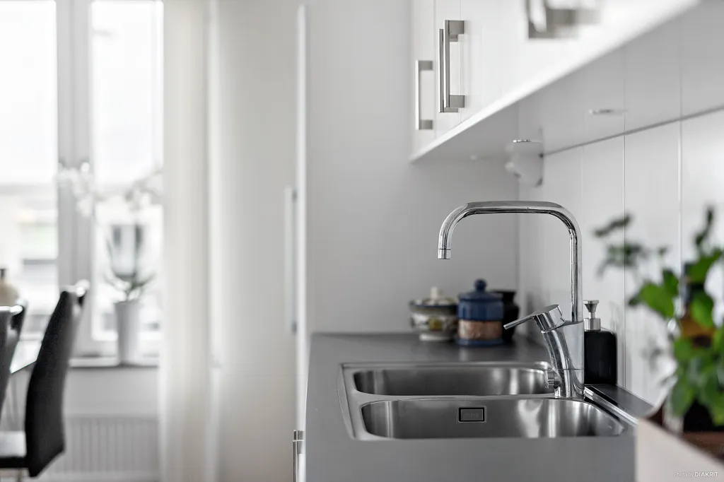 Kitchen - Modern Flat with Glazed Balcony in Nyby