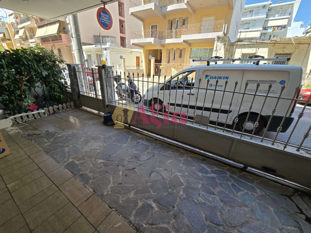 Balcon - Studio with Balcony in Agia Sophia, Patras