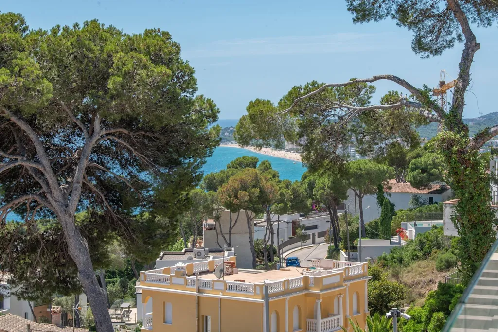 Balcon - Modern Villa with Sea Views in Sant Antoni